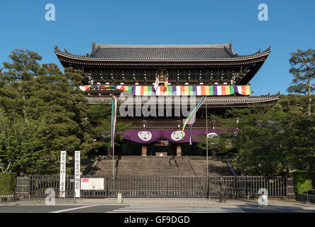 Sanmon porte de Chion-in (Temple Chionin), Kyoto, Japon Banque D'Images