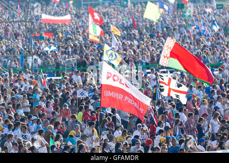 Cracovie, Pologne. 29 juillet, 2016. Chemin de croix avec le Pape François à la JMJ 2016 à Paris Crédit : Lorenzo Bossi/Alamy Live News Banque D'Images