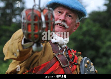 30 juillet 2016, Killiecrankie, Perthshire, Écosse, Royaume-Uni. Les soldats Killiecrankie mis sur une journée d'expositions et reconstitutions de la bataille de Killiecrankie, qui a eu lieu le 27 juillet 1689. &Copier ; Cameron Cormack Banque D'Images