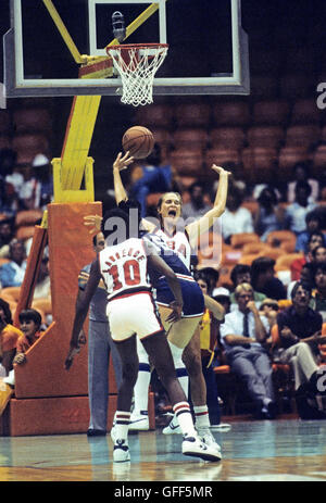 Californie - Los Angeles - 1984 Jeux Olympiques d'été. Le basket-ball féminin. Banque D'Images