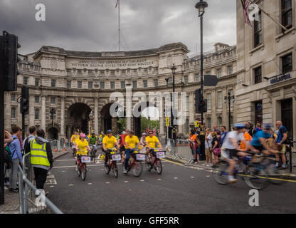 Londres, juillet 2016. Au cours de l'action Prudential Ride London événement Freecycle à Londres UK qui a eu lieu pendant le week-end sur 30 Banque D'Images