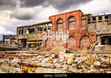 L'île de Gunkanjima abandonnés, Nagasaki, Japon. Banque D'Images