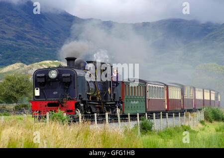 Garrett Locomotive à vapeur sur le Welsh Highland Railway Banque D'Images