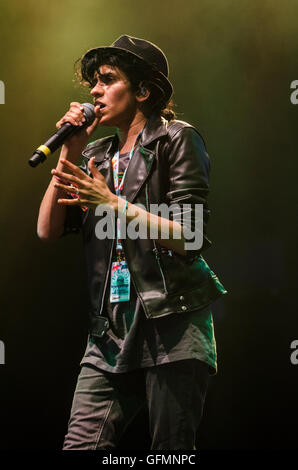 Festival WOMAD, Charlton Park, Wiltshire, Royaume-Uni. Dimanche 31 Juillet, 2016. Room T effectue vivent dans la Big Red tente au festival WOMAD. Credit : Francesca Moore/Alamy Live News Banque D'Images