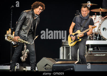 Zürich en Suisse. Le 31 juillet 2016. Le chanteur Bruce Springsteen et le E Street Band effectue sur scène au Letzigrund Stadion lors du dernier salon européen de 'la rivière d''2016' Credit : Rodolfo Sassano/Alamy Live News Banque D'Images