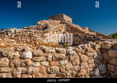 La culture pueblo tribue Sinagua ruines à Tuzigoot National Monument à Verde River Valley, Arizona, USA Banque D'Images