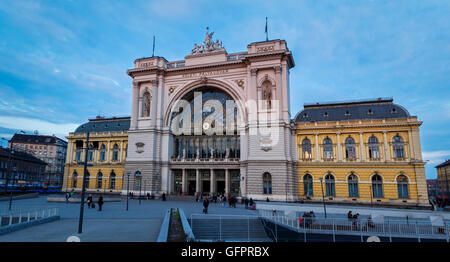 La gare Keleti de Budapest, Budapest, Hongrie Banque D'Images