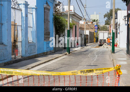 Barranco, Pérou - 10 mai : la construction de routes dans le district de Barranco, Lima. Lima. 10 mai 2016, Barranco Lima au Pérou. Banque D'Images