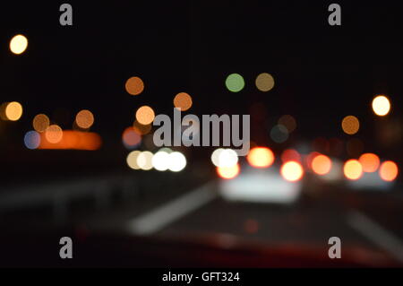 Une image floue dans le trafic d'Istanbul. Banque D'Images