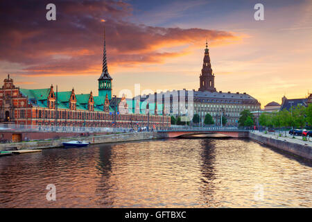 Copenhague. image de Copenhague, Danemark au cours de la magnifique coucher de soleil. Banque D'Images