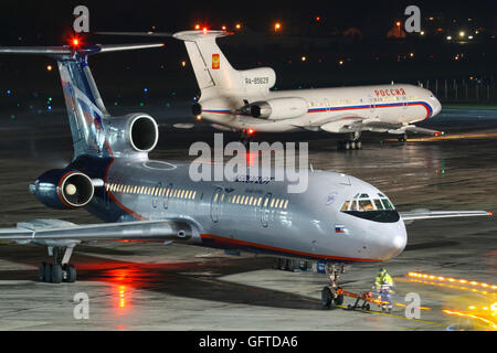 Salzburg/Autriche12 janvier, 2014:Tupolev 154 d'Aeroflot à l'aéroport de Salzbourg. Banque D'Images