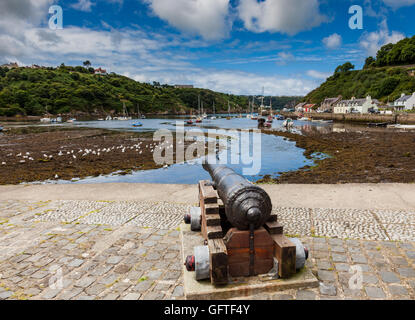 Le port de la Basse-ville, Fishguard, Pembrokeshire, Pays de Galles Banque D'Images