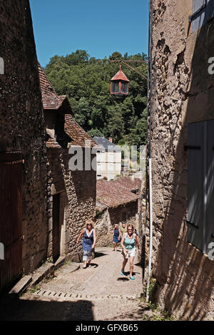 Beynac-et-Cazenac un beau village médiéval sur la Dordogne Sud-Ouest de la France Midi Pyrénées Banque D'Images