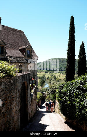 Beynac-et-Cazenac un beau village médiéval sur la Dordogne Sud-Ouest de la France Midi Pyrénées Banque D'Images