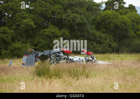 Argyll, UK. 09Th Aug 2016. Épave de l'avion écrasé dans un champ à Lochnell domaine près de Oban en Argyll. Crédit : John MacTavish/Alamy Live News Banque D'Images