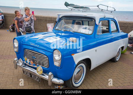 Vintage Ford Anglia Banque D'Images