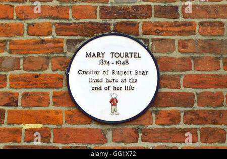 Canterbury, Kent, UK. Plaque sur la maison (7) Ivy Lane de Marie La Tourtel, créateur de Ruper Bear Banque D'Images