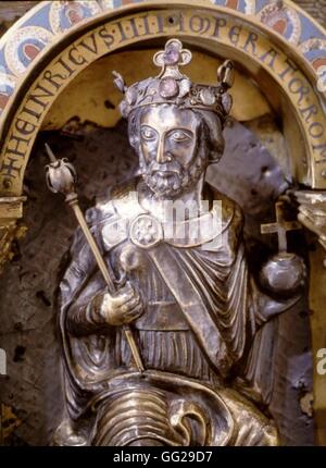 Aix-la-Chapelle le Trésor reliquaire de Charlemagne Ca. 1215. Détail : Henry IV d'Allemagne (1106). Moyen Âge Allemagne Allemagne / Cathédrale d'Aix Banque D'Images