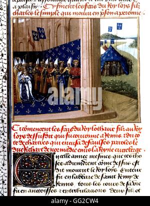 Chroniques de Saint-Denis. Par Jean Fouquet. Couronnement de Lothaire (941-986), roi de France (954-986). Sur le r., le roi Lothaire et le duc Richard de Normandie discuter par la rivière. 15e siècle France Banque D'Images