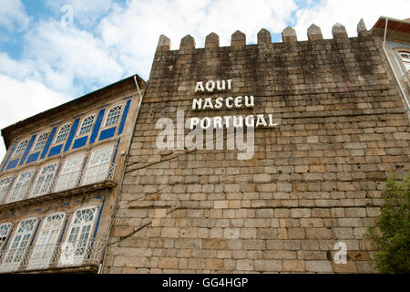 'Aqui Nasceu Portugal' (le Portugal est né ici) - Guimaraes - Portugal Banque D'Images