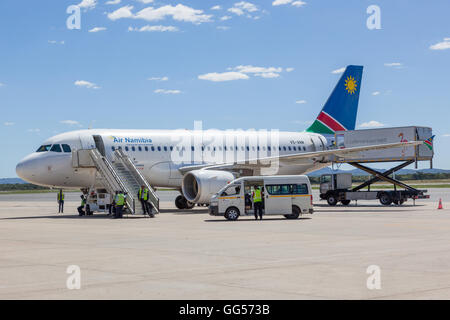 La Namibie La Namibie de l'air - l'Airbus A319-112 V5-ANM à l'Aéroport International Hosea Kutako de Windhoek Banque D'Images