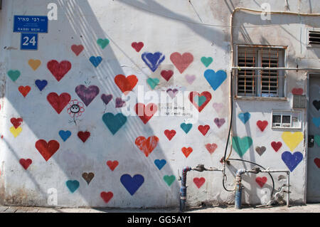 Israël : des graffitis et des peintures murales dans les rues de Kerem HaTeimanim, les Yéménites trimestre, un quartier dans le centre de Tel Aviv Banque D'Images