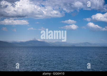 Le lac Sevan en Arménie Banque D'Images