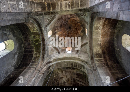 Surb Astvatsatsin intérieur de l'église à Odzoun monastère en Arménie Banque D'Images