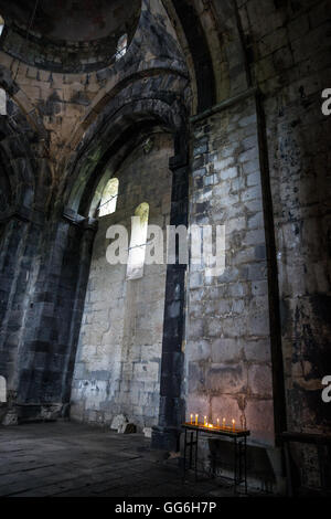 Intérieur de l'église Saint Amenaprkitch à Sanahin monastère en Arménie Banque D'Images