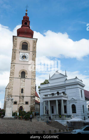 Tour de ville et le théâtre de la ville de Ptuj Ptuj, la Styrie, région, Slovénie, Europe Banque D'Images