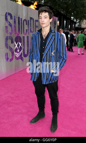 Ezra Miller arrivant pour kamikazes de la première européenne, à l'Odeon Leicester Square, Londres. ASSOCIATION DE PRESSE Photo. Photo date : mercredi 3 août 2016. Voir l'histoire du suicide. SHOWBIZ PA Crédit photo doit se lire : Daniel Leal-Olivas/PA Wire Banque D'Images