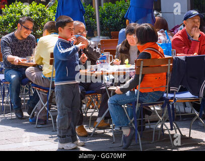 Restaurant en plein air dans l'ancienne Concession Française de Shanghai, Chine. Banque D'Images