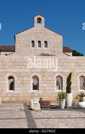 Tabgha : l'église de la multiplication des pains et des poissons, une église catholique romaine supervisé par ordre des Bénédictins Banque D'Images