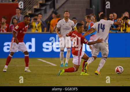 East Rutherford, United States. 06Th Aug 2016. L'équipe de football du Bayern de Munich et le Real Madrid a joué dans un match de Coupe des Champions internationaux à MetLife Stadium à East Rutherford, NEW JERSEY Real Madrid défait Bayern Munich 1-à-0 avec une deuxième demi-objectif. © Albin Lohr-Jones/Pacific Press/Alamy Live News Banque D'Images