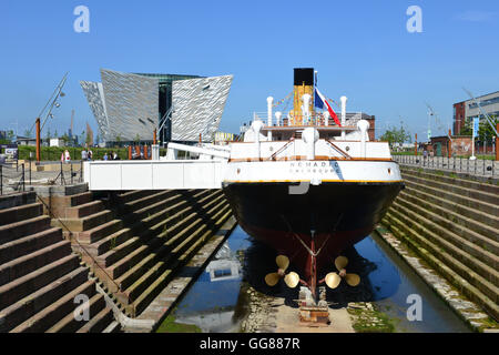 Le SS Nomadic a berté bébé du Titanic Building, Belfast Banque D'Images