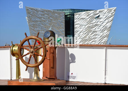 Le SS Nomadic a berté bébé du Titanic Building, Belfast Banque D'Images