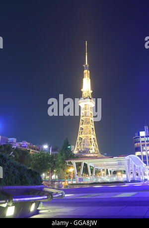 Nagoya TV Tower de nuit à Nagoya au Japon. Banque D'Images