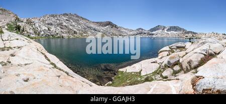 L'enfer pour assurer Lake, Sierra National Forest, Californie, États-Unis d'Amérique, Amérique du Nord Banque D'Images