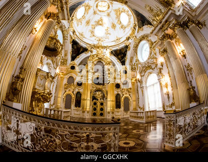 Grand Église dans le Palais d'hiver au Musée de l'Ermitage, Saint-Pétersbourg, Russie Banque D'Images