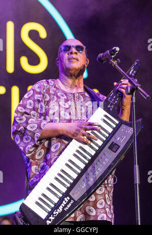 Musicien Stevie Wonder joue sur la scène pendant le jour 1 de la 2015 La vie est belle fête à Las Vegas Banque D'Images