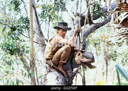 CROCODILE DUNDEE - EIN KROKODIL ZUM KÜSSEN / Crocodile Dundee USA 1986 / Peter Faiman PAUL HOGAN als Crocodile Dundee Regie : Peter Faiman aka. Crocodile Dundee Banque D'Images