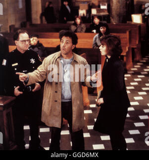 EIN GANZ NORMALER LIEU / héros accidentel USA 1992 / Kleinganove Bernie LaPlante (Dustin Hoffman, Mitte) muss wieder mal vor dem Richter antreten. aka. Héros accidentel Banque D'Images