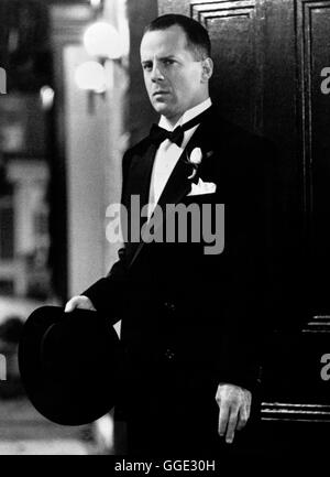 BILLY BATHGATE / Billy Bathgate USA 1991 / Robert Benton Bruce Willis als Gangster Bo Weinberg Regie : Robert Benton aka. Billy Bathgate Banque D'Images