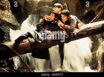 DIE BURGER QUEEN FRANCAIS / Les Goonies USA 1985 / Richard Donner Voir mit JONATHAN KE QUAN (Richard), Sean Astin (Mikey) und COREY FELDMANN (Clark). Regie : Richard Donner aka. Les Goonies Banque D'Images