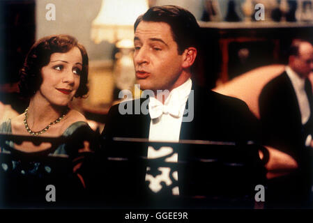 GOSFORD PARK / Gosford Park GB/D/USA 2001 / Robert Altman Ivor Novello (Jeremy Northam) Régie : Robert Altman aka. Gosford Park Banque D'Images