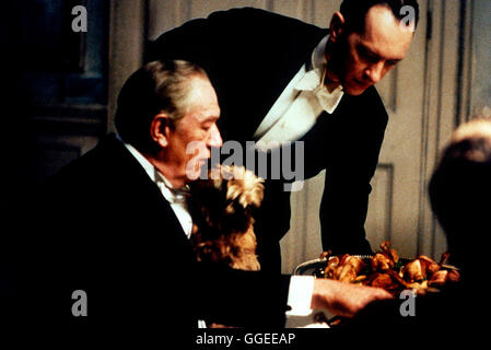 GOSFORD PARK / Gosford Park GB/D/USA 2001 / Robert Altman, Sir William McCordle (MICHAEL GAMBON) Régie : Robert Altman aka. Gosford Park Banque D'Images