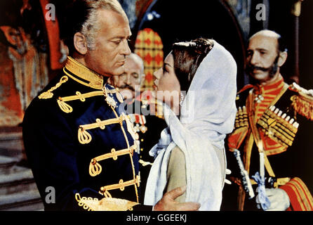 KATJA, DIE UNGEKRÖNTE KAISERIN / Katia Frankreich 1959 / Robert Siodmark Voir mit CURT JÜRGENS (Zar Alexander II.) und Romy SCHNEIDER (Katja) Régie : Robert Siodmark aka. Katia Banque D'Images