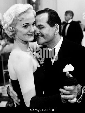 GELIEBT BIS IN DEN TOD / Danse avec un étranger GO 1985 / Mike Newell Voir mit MIRANDA RICHARDSON (Ruth) et Ian Holm (Desmond Cussen). Regie : Mike Newell aka. Danser avec un inconnu Banque D'Images