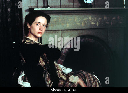 BETTY und ihre SCHWESTERN / Little Women USA 1994 / Gillian Armstrong TRINI ALVARADO (Margaret Mars) Régie : Gillian Armstrong aka. Peu de femmes Banque D'Images