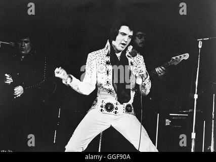 ELVIS ON TOUR / Elvis On Tour USA 1972 / Pierre Adidge, Robert Adel Aufzeichnung von Konzert-Tournee durch die USA 1972, mit, Filmausschnitten Auftritten und Interviews. Bild : ELVIS PRESLEY en tournée, 1972./ Regie : Pierre Adidge, Robert Adel aka. Elvis On Tour Banque D'Images